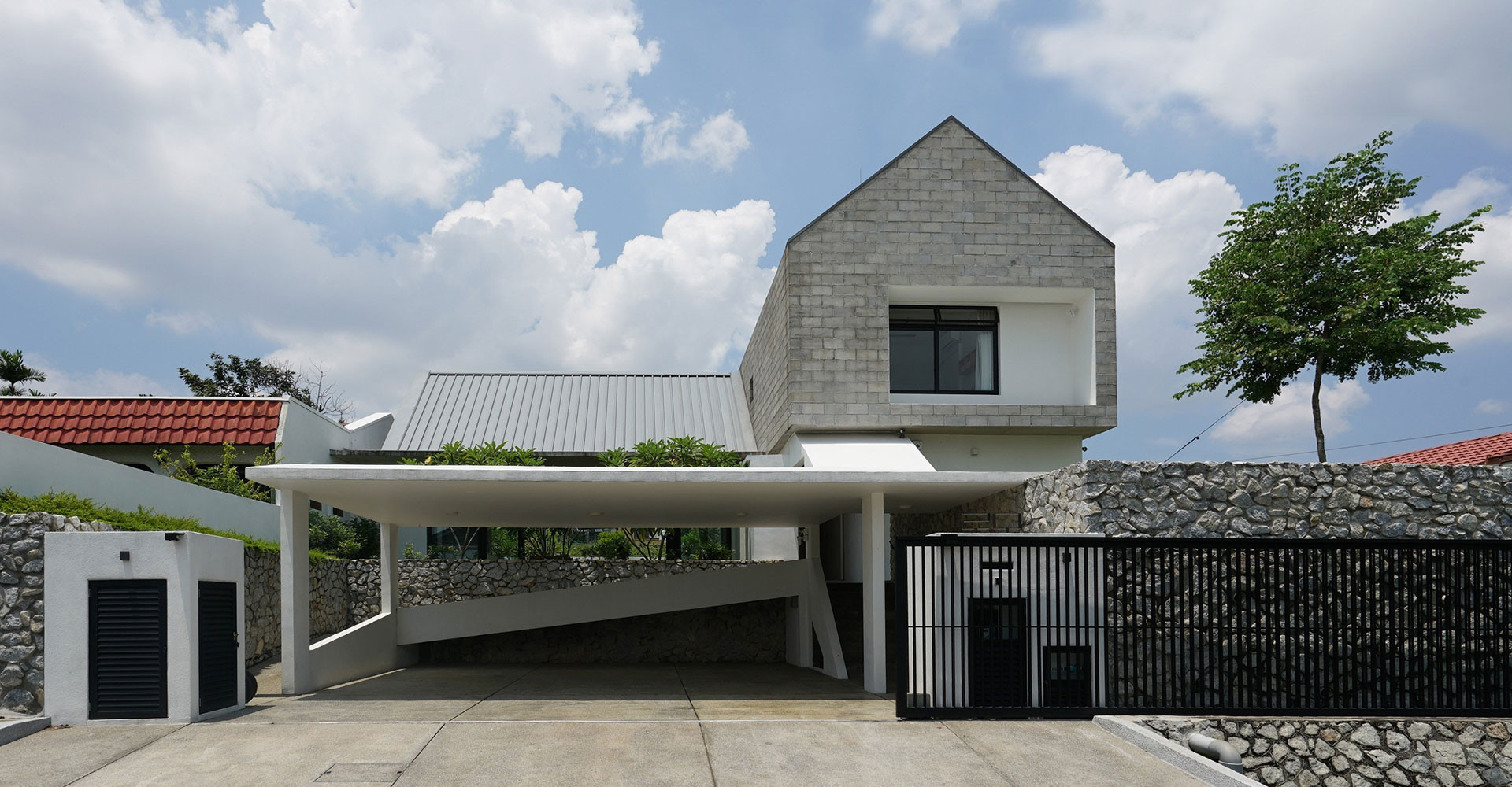 Knikno House